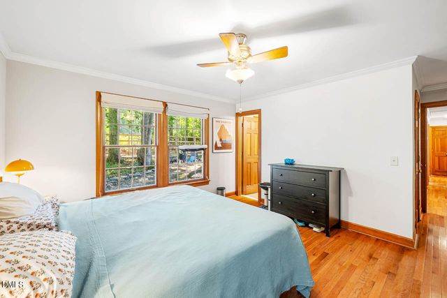9 Edgestone Place, Chapel Hill, NC 27517