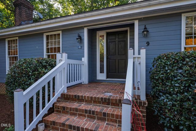 9 Edgestone Place, Chapel Hill, NC 27517