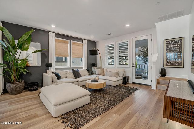 3033 Tallahassee Lane, Simi Valley, CA 93065