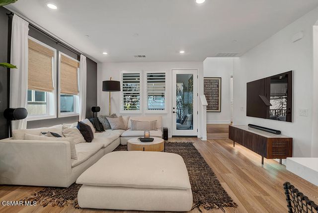 3033 Tallahassee Lane, Simi Valley, CA 93065