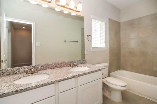 9696 Stewart Springs Boulevard B, Montgomery, TX 77356