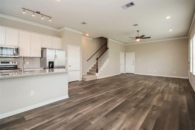 9696 Stewart Springs Boulevard B, Montgomery, TX 77356