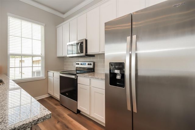 9696 Stewart Springs Boulevard B, Montgomery, TX 77356