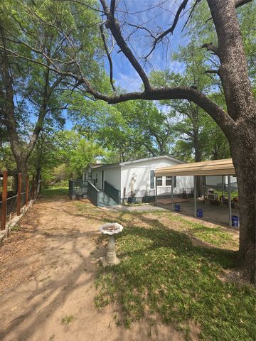 134 Grissom Drive, Gun Barrel City, TX 75156