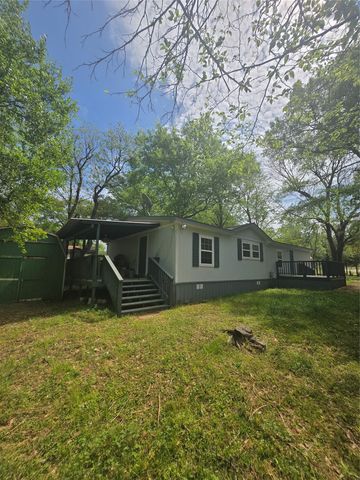 134 Grissom Drive, Gun Barrel City, TX 75156