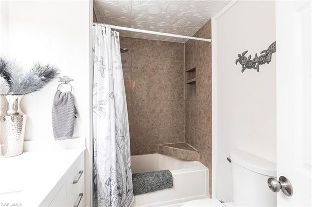 5701 Captain John Smith LOOP, North Fort Myers, FL 33917