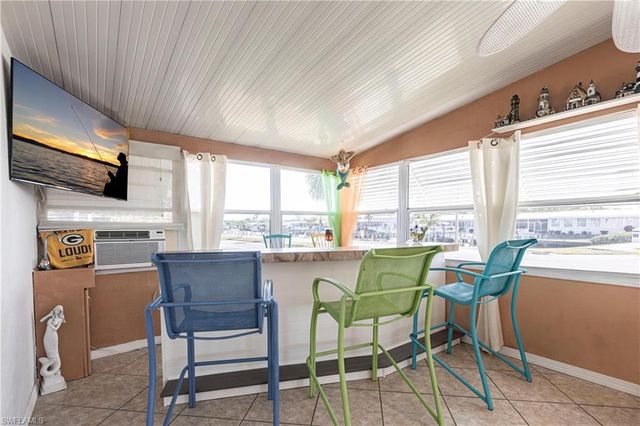 5701 Captain John Smith LOOP, North Fort Myers, FL 33917