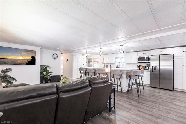 5701 Captain John Smith LOOP, North Fort Myers, FL 33917