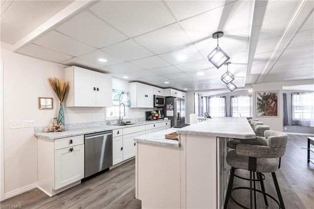 5701 Captain John Smith LOOP, North Fort Myers, FL 33917