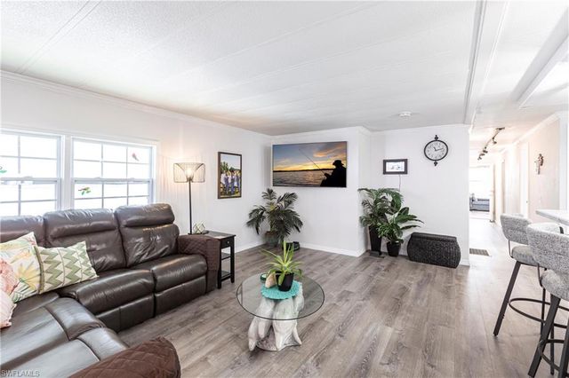 5701 Captain John Smith LOOP, North Fort Myers, FL 33917