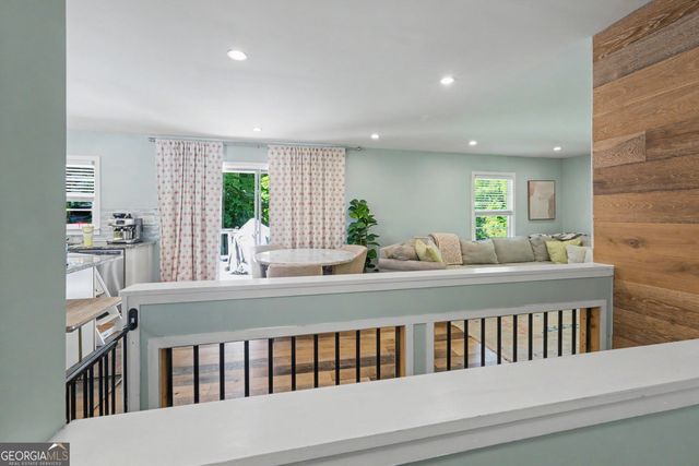 1942 Kenwood Road SE, Smyrna, GA 30082