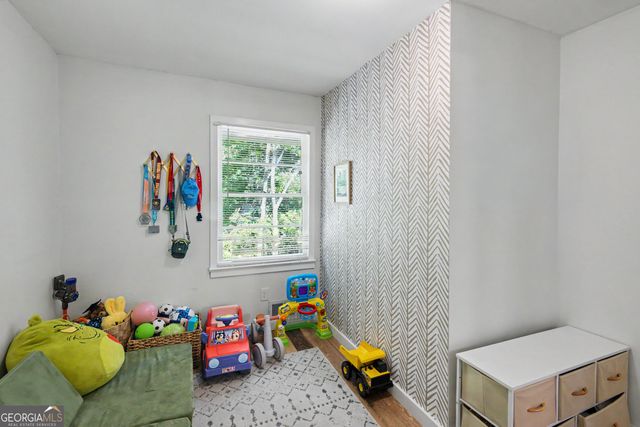 1942 Kenwood Road SE, Smyrna, GA 30082
