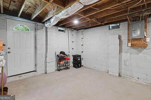 1942 Kenwood Road SE, Smyrna, GA 30082
