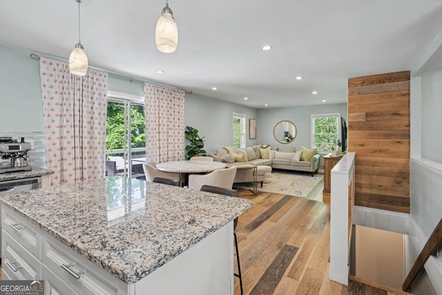1942 Kenwood Road SE, Smyrna, GA 30082