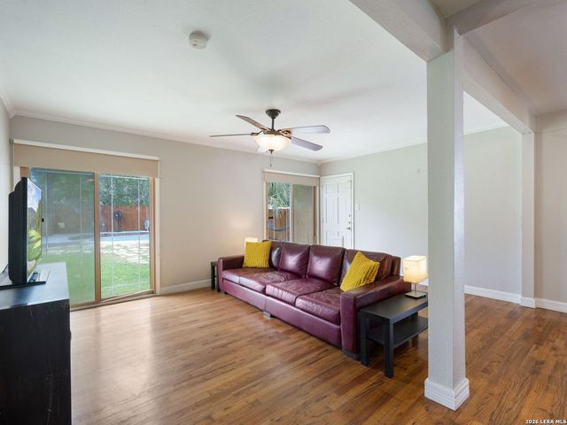 542 BRIGHTWOOD PL, San Antonio, TX 78209