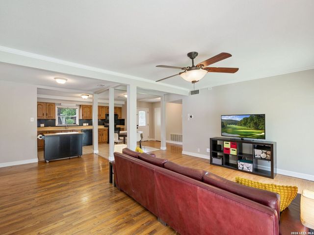 542 BRIGHTWOOD PL, San Antonio, TX 78209