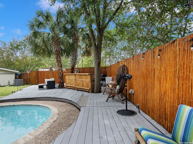 542 BRIGHTWOOD PL, San Antonio, TX 78209