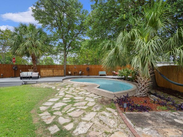 542 BRIGHTWOOD PL, San Antonio, TX 78209