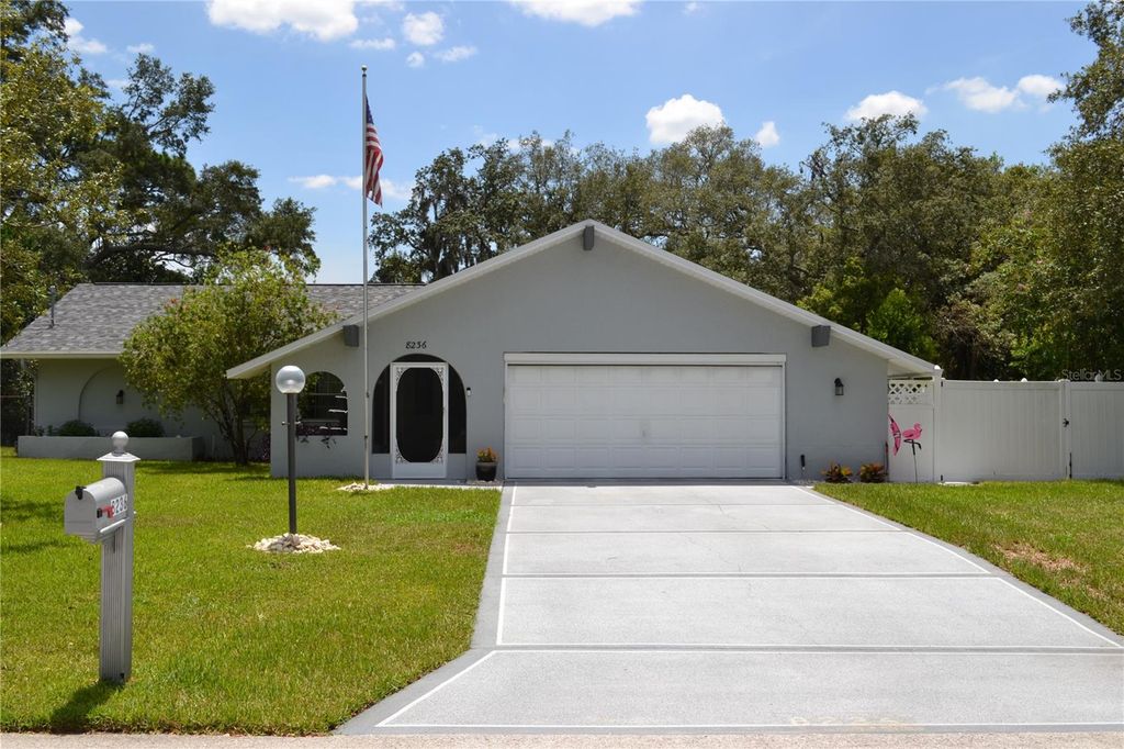 8236 ANNAPOLIS ROAD, Spring Hill, FL 34606