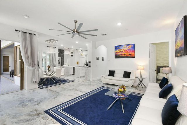 15700 Carrera Lane, Wellington, FL 33414