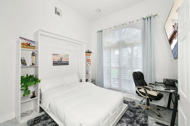 15700 Carrera Lane, Wellington, FL 33414