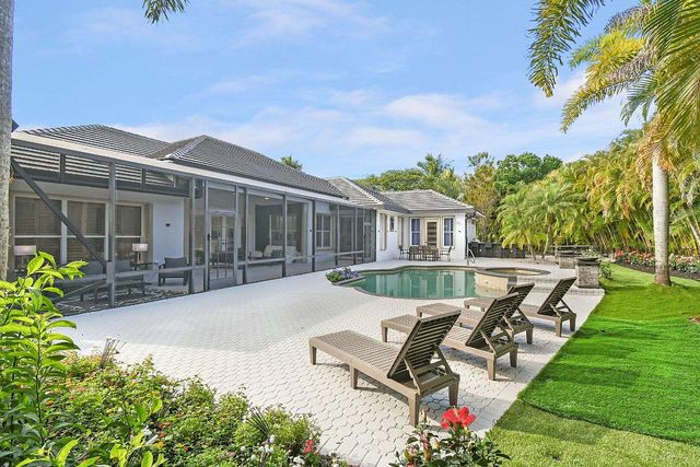 15700 Carrera Lane, Wellington, FL 33414