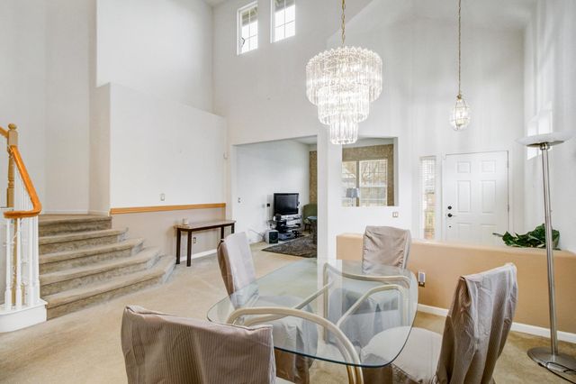 121 Alcantar Cir, Sacramento, CA 95834