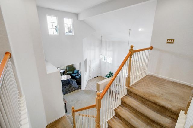 121 Alcantar Cir, Sacramento, CA 95834