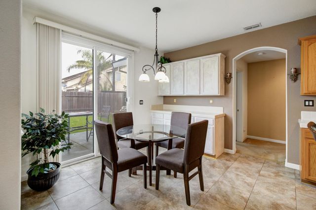 121 Alcantar Cir, Sacramento, CA 95834