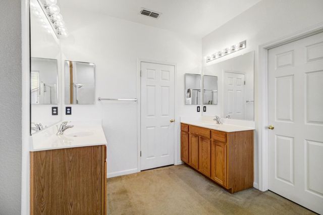 121 Alcantar Cir, Sacramento, CA 95834