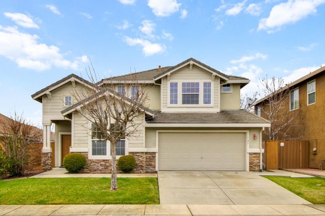 121 Alcantar Cir, Sacramento, CA 95834