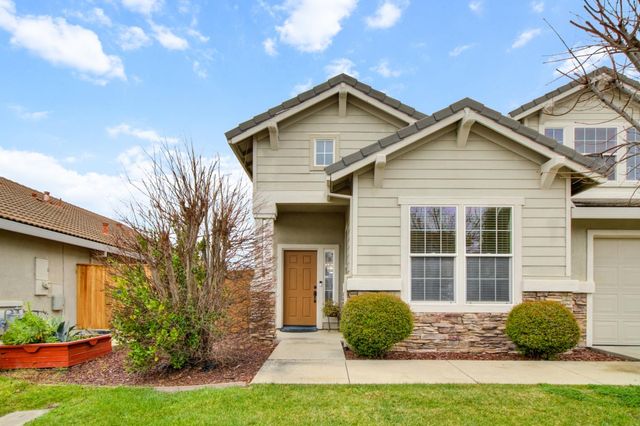 121 Alcantar Cir, Sacramento, CA 95834