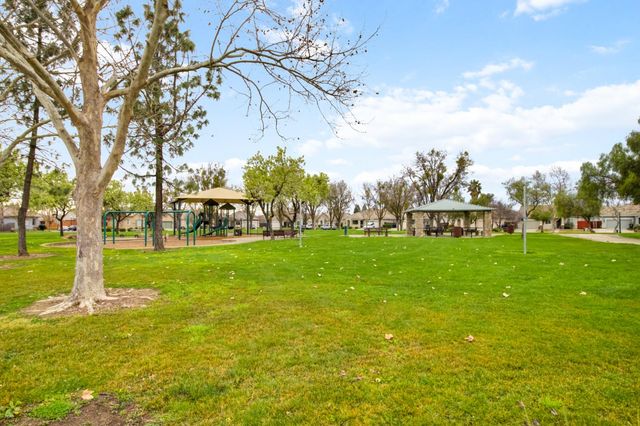 121 Alcantar Cir, Sacramento, CA 95834