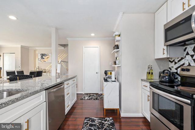 12170 SPRINGWOODS DR, Woodbridge, VA 22192