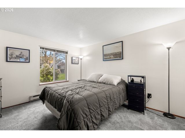 9910 Sw TRAPPER Ter, Beaverton, OR 97008