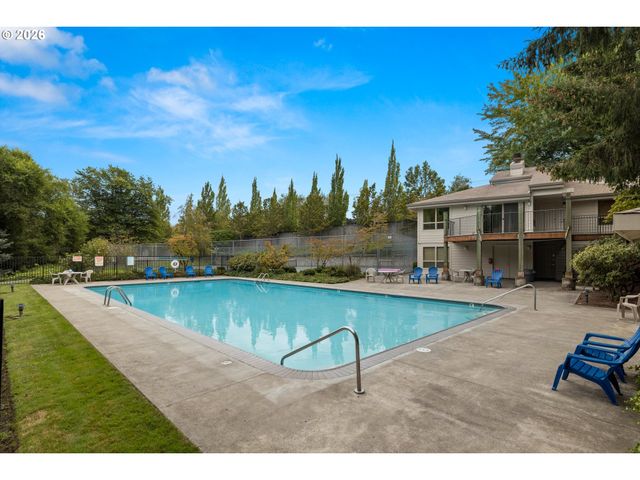 9910 Sw TRAPPER Ter, Beaverton, OR 97008