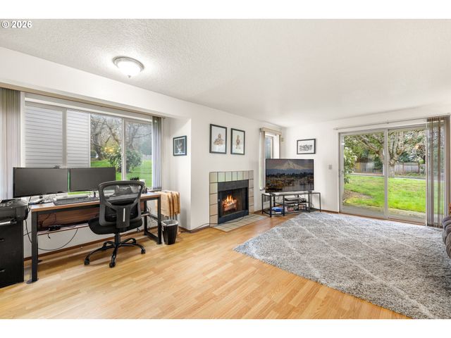 9910 Sw TRAPPER Ter, Beaverton, OR 97008