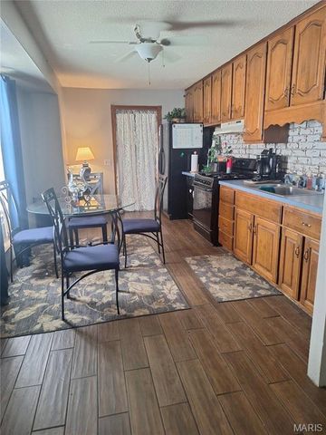 6 Watertown Circle, Granite City, IL 62040