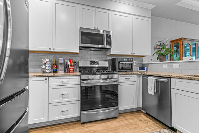 448 Cheney Loop, Central Point, OR 97502