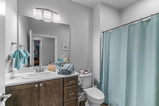 448 Cheney Loop, Central Point, OR 97502