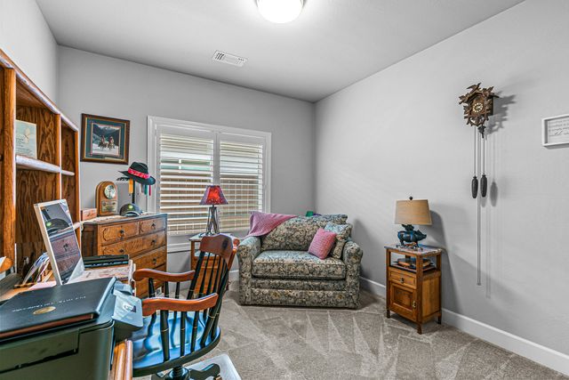 448 Cheney Loop, Central Point, OR 97502