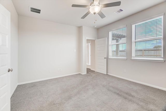 5633 Giving Grace Way, Houston, TX 77048