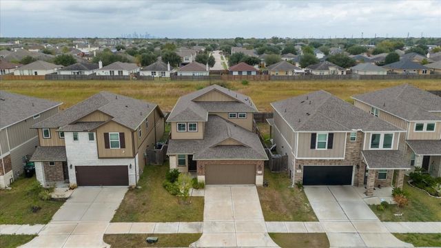 5633 Giving Grace Way, Houston, TX 77048