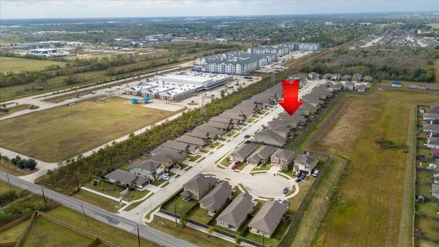 5633 Giving Grace Way, Houston, TX 77048