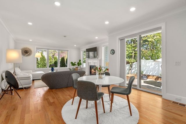 6 Wiswall Rd, Newton, MA 02459