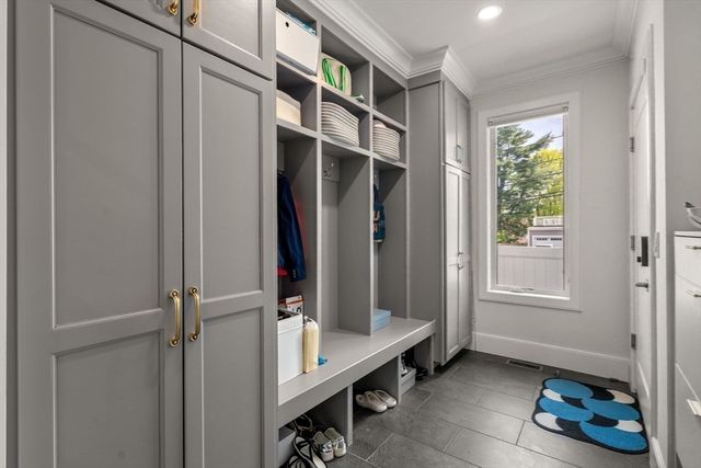 6 Wiswall Rd, Newton, MA 02459