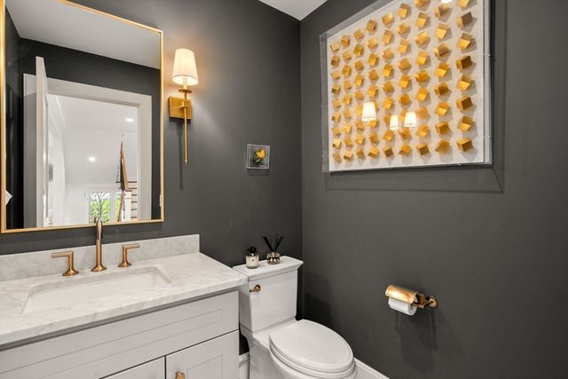 6 Wiswall Rd, Newton, MA 02459