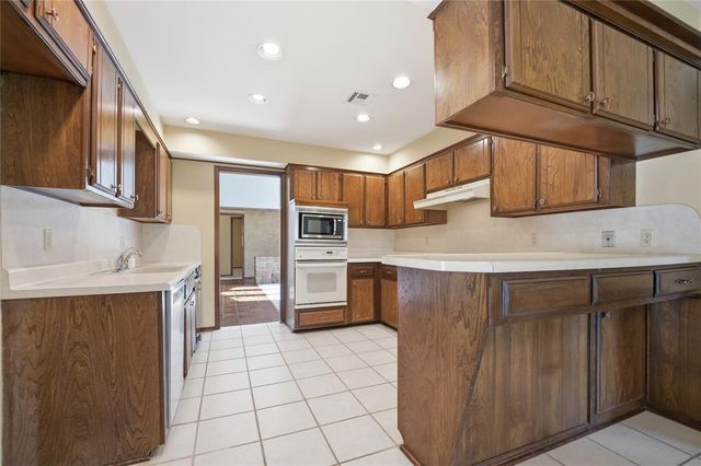 12305 Windsong Way, Oklahoma City, OK 73120