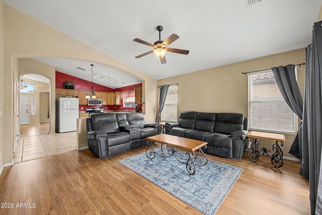 642 W MESQUITE TREE Lane, San Tan Valley, AZ 85143