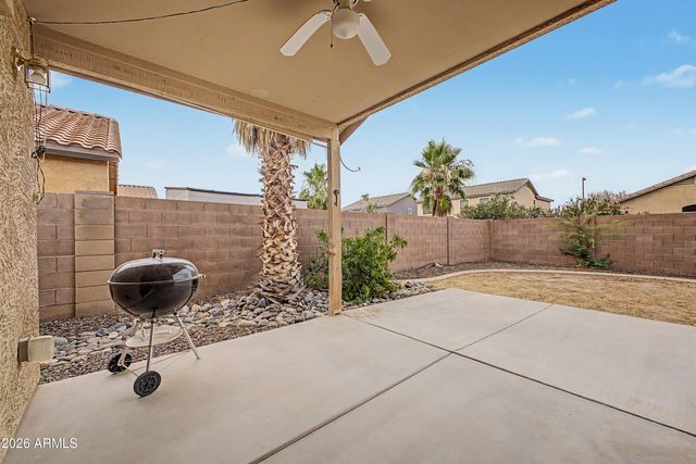 642 W MESQUITE TREE Lane, San Tan Valley, AZ 85143